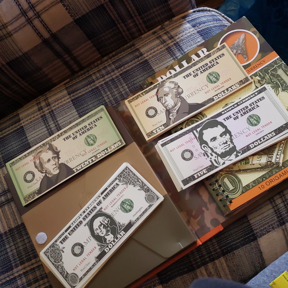 Dollar Battle-Gami Box Set - Picture 6 of 13